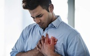 Đau ngực, nổi hạch cổ: Coi chừng bệnh ung thư nguy hiểm Đau ngực, nổi hạch cổ: Coi chừng bệnh ung thư nguy hiểm