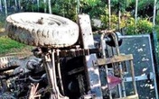 Công nông đè máy cày, một người chết Công nông đè máy cày, một người chết
