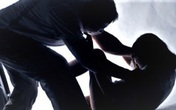 Chồng níu kéo hôn nhân bằng bạo lực, vợ cần làm những việc sau để tránh xảy ra thảm án Chồng níu kéo hôn nhân bằng bạo lực, vợ cần làm những việc sau để tránh xảy ra thảm án