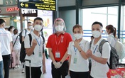 Sinh viên ĐH Y Dược Thái Nguyên "xuống tóc" vào TP HCM chi viện chống dịch Sinh viên ĐH Y Dược Thái Nguyên "xuống tóc" vào TP HCM chi viện chống dịch