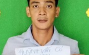 2 cán bộ Công an bị thương khi khống chế kẻ ‘ngáo đá’ có dao 2 cán bộ Công an bị thương khi khống chế kẻ ‘ngáo đá’ có dao
