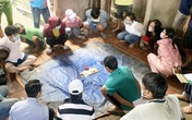 Phá 2 vụ đánh bạc ở miền Tây có nhiều “quý bà” tham gia Phá 2 vụ đánh bạc ở miền Tây có nhiều “quý bà” tham gia