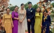 Hương vị tình thân: Long - Nam bị lộ ảnh cưới chụp cùng họ hàng, fan đua nhau lên thuyền trở lại Hương vị tình thân: Long - Nam bị lộ ảnh cưới chụp cùng họ hàng, fan đua nhau lên thuyền trở lại