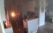 Bé gái phát hiện lửa bốc lên trong bếp liền có hành động cứu mạng cả nhà, câu nói trong cơn hoảng loạn của đứa trẻ gây chú ý Bé gái phát hiện lửa bốc lên trong bếp liền có hành động cứu mạng cả nhà, câu nói trong cơn hoảng loạn của đứa trẻ gây chú ý