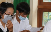 Thí sinh H'Bung phải bán chó lấy 500 ngàn đồng để đi thi tốt nghiệp Thí sinh H'Bung phải bán chó lấy 500 ngàn đồng để đi thi tốt nghiệp