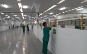 Trung tâm Hồi sức tích cực COVID-19 Bệnh viện Trung ương Huế tại TP.HCM khắc phục hậu quả cơn mưa lớn để đón bệnh nhân Trung tâm Hồi sức tích cực COVID-19 Bệnh viện Trung ương Huế tại TP.HCM khắc phục hậu quả cơn mưa lớn để đón bệnh nhân