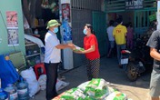 Bình Dương cung ứng thực phẩm cho người dân ở 11 phường thực hiện 'khóa chặt' Bình Dương cung ứng thực phẩm cho người dân ở 11 phường thực hiện 'khóa chặt'