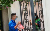 Hà Nội: Độc đáo việc mua bán đồ ăn của người dân vùng phong tỏa vì COVID-19 ở Thanh Trì Hà Nội: Độc đáo việc mua bán đồ ăn của người dân vùng phong tỏa vì COVID-19 ở Thanh Trì