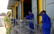 Bộ đội ngày, đêm làm hàng trăm giường sắt, phản gỗ phục vụ công dân cách ly Bộ đội ngày, đêm làm hàng trăm giường sắt, phản gỗ phục vụ công dân cách ly