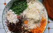 Thêm chút bột này, nem rán giòn tan, vàng ruộm, ngon miệng, đã mắt Thêm chút bột này, nem rán giòn tan, vàng ruộm, ngon miệng, đã mắt