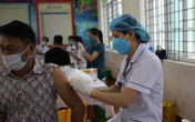 Quảng Ninh đẩy nhanh chiến dịch tiêm vaccine phòng COVID-19 trên diện rộng Quảng Ninh đẩy nhanh chiến dịch tiêm vaccine phòng COVID-19 trên diện rộng