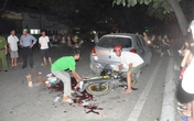 Đâm vào ô tô, 2 thanh niên thiệt mạng Đâm vào ô tô, 2 thanh niên thiệt mạng