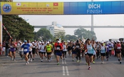 Quảng Ninh: Thắm tình hữu nghị Giải Marathon quốc tế Vịnh Hạ Long 2013 Quảng Ninh: Thắm tình hữu nghị Giải Marathon quốc tế Vịnh Hạ Long 2013