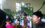 Xót thương đám tang 3 anh em chết trong đám cháy tiệm vàng Xót thương đám tang 3 anh em chết trong đám cháy tiệm vàng