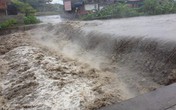 Quảng Ninh: 2 công nhân bị nước cuốn trôi Quảng Ninh: 2 công nhân bị nước cuốn trôi