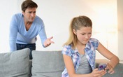 Điện thoại di động thành "ác mộng chốn phòng the" Điện thoại di động thành "ác mộng chốn phòng the"