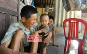 Bi kịch người cha già nuốt nỗi đau khi con gái tâm thần bị kẻ đồi bại "yêu" đến có thai Bi kịch người cha già nuốt nỗi đau khi con gái tâm thần bị kẻ đồi bại "yêu" đến có thai