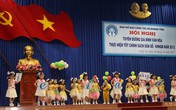 Long An: Tuyên dương gia đình thực hiện tốt chính sách DS-KHHGĐ năm 2013 Long An: Tuyên dương gia đình thực hiện tốt chính sách DS-KHHGĐ năm 2013
