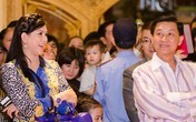 Bố mẹ chồng Hà Tăng sánh đôi xuất hiện ở Hà Nội Bố mẹ chồng Hà Tăng sánh đôi xuất hiện ở Hà Nội