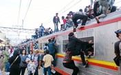 Hai lời xin lỗi và một cái sự "nghèo" Hai lời xin lỗi và một cái sự "nghèo"
