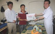 Xúc động tình thương yêu vô bờ bến đến với cậu bé mang khuôn mặt "quỷ" Xúc động tình thương yêu vô bờ bến đến với cậu bé mang khuôn mặt "quỷ"