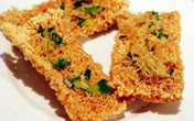 Tự làm cơm cháy chiên giòn cho ngày mát Tự làm cơm cháy chiên giòn cho ngày mát