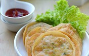 Làm bánh tôm kiểu mới giòn thơm hơn cả ngoài hàng Làm bánh tôm kiểu mới giòn thơm hơn cả ngoài hàng
