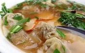 Ăn thử mỳ vằn thắn 8 rưỡi sáng đã hết hàng phố Hòa Mã Ăn thử mỳ vằn thắn 8 rưỡi sáng đã hết hàng phố Hòa Mã