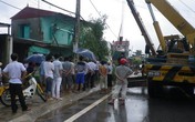 Thanh Hóa. Mất lái xe container tông sập 3 nhà dân. Thanh Hóa. Mất lái xe container tông sập 3 nhà dân.