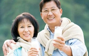 Bị gai cột sống: Không nên kiêng thực phẩm giàu canxi Bị gai cột sống: Không nên kiêng thực phẩm giàu canxi