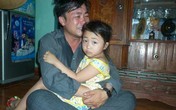 Người thân đau xót đón thi thể các giáo viên tử nạn Người thân đau xót đón thi thể các giáo viên tử nạn