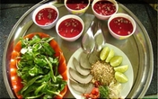 Hàng loạt người ngộ độc do ăn tiết canh ngựa Hàng loạt người ngộ độc do ăn tiết canh ngựa