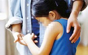 57 tuổi bước vào tù vì tội dâm ô bé gái 9 tuổi 57 tuổi bước vào tù vì tội dâm ô bé gái 9 tuổi