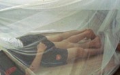 Nữ sinh suýt mất mạng vì bạn trai chui vào màn Nữ sinh suýt mất mạng vì bạn trai chui vào màn
