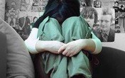 Đi tìm con gái, phát hiện hàng xóm đang giở trò đồi bại Đi tìm con gái, phát hiện hàng xóm đang giở trò đồi bại