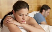 Phản bội chồng khi gặp lại bạn cũ Phản bội chồng khi gặp lại bạn cũ