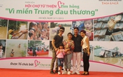 Gia đình NSND Thanh Hoa và Thái Thùy Linh hát ủng hộ miền Trung Gia đình NSND Thanh Hoa và Thái Thùy Linh hát ủng hộ miền Trung