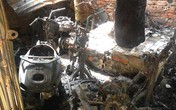 Cận cảnh hàng loạt xe LX bị thiêu rụi trong khu tập thể Cận cảnh hàng loạt xe LX bị thiêu rụi trong khu tập thể