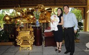 Bố tỷ phú 1 tuổi nổi danh với những câu chuyện 'điên' Bố tỷ phú 1 tuổi nổi danh với những câu chuyện 'điên'