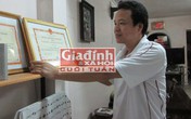Tấm huân chương vô hình của người cha 3000 ngày cõng con đi học Tấm huân chương vô hình của người cha 3000 ngày cõng con đi học