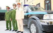 Hải Phòng: CSGTTT truy bắt đối tượng mang vũ khí nóng Hải Phòng: CSGTTT truy bắt đối tượng mang vũ khí nóng