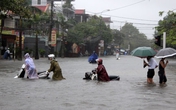 TP. Hà Tĩnh chìm trong biển nước TP. Hà Tĩnh chìm trong biển nước