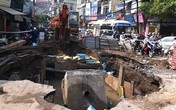 Xuất hiện "hố tử thần" trên đường phố Hà Nội Xuất hiện "hố tử thần" trên đường phố Hà Nội