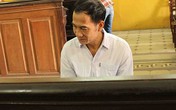 Gã đàn ông 54 tuổi đe dọa, hãm hại bé gái suốt 2 năm Gã đàn ông 54 tuổi đe dọa, hãm hại bé gái suốt 2 năm