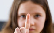 Máu HIV dính vào vết thương hở có lây không? Máu HIV dính vào vết thương hở có lây không?