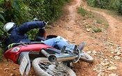 Xôn xao chuyện "phượt nữ" bị bạn đồng hành hiếp dâm Xôn xao chuyện "phượt nữ" bị bạn đồng hành hiếp dâm