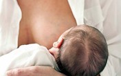 Nguyên nhân và cách khắc phục khi bé lười bú mẹ Nguyên nhân và cách khắc phục khi bé lười bú mẹ