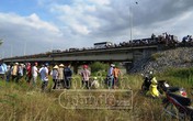Phát hiện một xác chết dưới sông, cổ đeo đầy đá Phát hiện một xác chết dưới sông, cổ đeo đầy đá