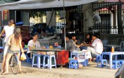 Bỏ chục triệu mua suất vỉa hè bán trà đá Bỏ chục triệu mua suất vỉa hè bán trà đá
