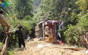 Xe khách lao xuống vực: Nạn nhân sống sót kể lại Xe khách lao xuống vực: Nạn nhân sống sót kể lại